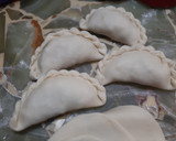 Foto del paso 5 de la receta: Tapas de empanadas tipo criollas