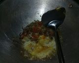 Foto langkah ke 2 dari resep Nasi goreng simpel.