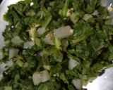 A picture of step 2 of Mulli ki bhujia (radish leaves bhujia).