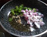 A picture of step 2 of Gobhi chilli.