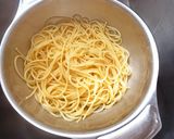Foto del paso 7 de la receta: Spaghetti carbonara (sin nata) 🍝