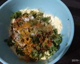 A picture of step 1 of Methi and coriander crispy muthiya.