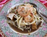 Foto langkah ke 4 dari resep Lontong Mie Surabaya.