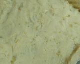Foto del paso 2 de la receta: Tarta de cebolla y queso, con masa de papa (sin tacc)🥔🧅😋
