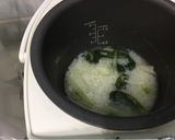A picture of step 3 of Bak Choy Porridge.