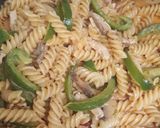Foto langkah ke 6 dari resep Chicken Stroganoff Pasta.