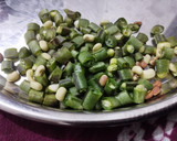 A picture of step 1 of String beans sabji.
