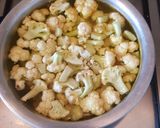 A picture of step 1 of Gobi 65 Cauliflower 65.