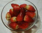 A picture of step 2 of No Bake Fresh Strawberry Cheesecake.