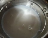 A picture of step 3 of Oreo shake (without ice cream).