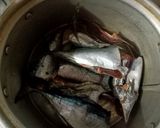 Foto langkah ke 2 dari resep Ikan Tongkol Kuah Kuning.
