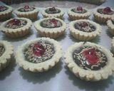 Foto langkah ke 2 dari resep Pie coklat lummer + mocca.