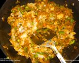 A picture of step 3 of Mixed veg aloo parantha.