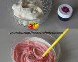 Foto del paso 5 de la receta: Cómo hacer ganache de chocolate blanco y cómo teñirlo