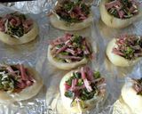 Foto del paso 6 de la receta Patatas rellenas de lacón con grelos