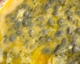 Foto del paso 6 de la receta: Tortilla de habitas con chorizo de Salamanca