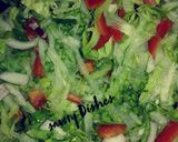 A picture of step 1 of Simple Lettuce salad.