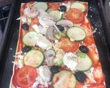 A picture of step 7 of Puff pasty pizza.
