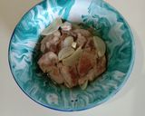 Foto langkah ke 3 dari resep Steam pork garlic/tim daging babi.