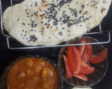 રેસ્ટોરન્ટ સ્ટઈલ બટર નાન (Butter Naan recipe in Gujarati) રેસીપી સ્ટેપ2ફોટો