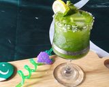 A picture of step 4 of Mint Margarita.