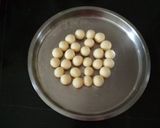 सूजी के गुलाब जामुन (Suji ke gulab jamun recipe in hindi) रेसिपी चरण 4 फोटो