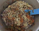 Foto langkah ke 2 dari resep Lumpia Mie Spesial.