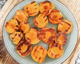 Foto del paso 5 de la receta Ensalada de Tomate y Albaricoques a la Plancha sobre Pan Khobz Relleno de Queso