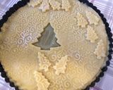 Foto del passaggio 4 della ricetta Crostata di Natale con crema al pistacchio
