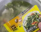 Foto langkah ke 5 dari resep Sup Makaroni Telur Puyuh.