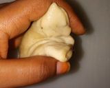 A picture of step 4 of Mini samosa.