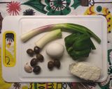 Foto del paso 1 de la receta Tartitas de cerdo cortado a cuchillo con verduras y ricota