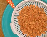 A picture of step 4 of Wheaty crackles.