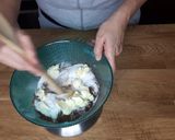 Foto del passaggio 5 della ricetta Pandizenzero al cioccolato bianco e nocciole