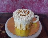 A picture of step 3 of Coffee cup cake.