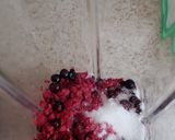 A picture of step 1 of Mixed Berry Milk shake 😍.