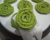 A picture of step 4 of Ground rice Spinach chakli.