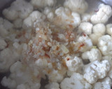 Foto del paso 4 de la receta: Crema de coliflor y cabrales