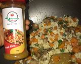A picture of step 6 of Chicken fried rice.