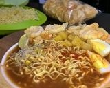 Foto langkah ke 7 dari resep Mie Rebus Medan Komplit.
