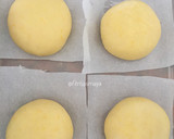 Foto langkah ke 9 dari resep Donat Labu Kuning, lembut.