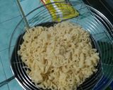 Foto langkah ke 3 dari resep Mie kari kuah susu creamy.