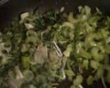 Foto del paso 4 de la receta: Low mein de tallarines con kanikama