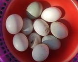 Hình bước làm 1 của món Trứng vịt muối nước