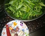 Foto langkah ke 1 dari resep Cah Kangkung ala Restoran.