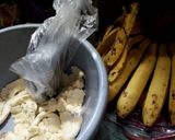 Foto langkah ke 2 dari resep Naget pisang.