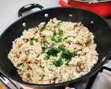 Gombás rizs recept fázis 4 fotója