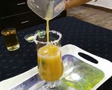 A picture of step 4 of Masala Apple Refreshing juice.