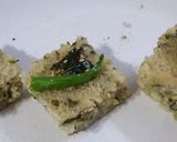 A picture of step 9 of Methi Mutter Dhokla.