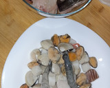 Foto del paso 2 de la receta: Caldo de verduras y pescado (Sin sal)